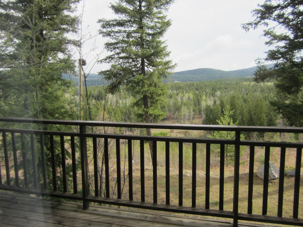 Spruce Hill Resort & Spa 108 Mile Ranch 客房 照片